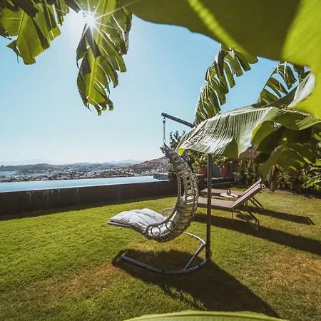 Vilă Gorgeous Mansion With Breathtaking Sea View, Pool And Jacuzzi Bodrum