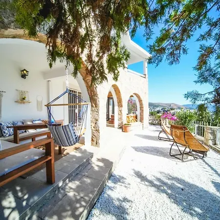 Gorgeous Mansion With Breathtaking Sea View, Pool And Jacuzzi * Bodrum