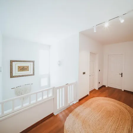 Gorgeous Mansion With Breathtaking Sea View, Pool And Jacuzzi Willa *